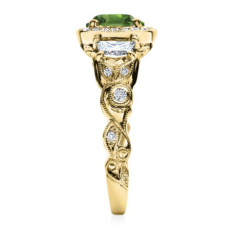 https://www.goldiam.easystockhosting.com/sites/default/files/Jos13A_yellowgold_emerald%20%28Small%29.jpg